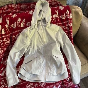 Lululemon raincoat with detachable hood. size 4